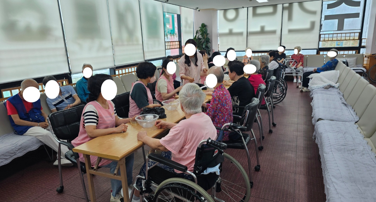/user/d/deoswim/editor/2606/08cb9e9f03f728c79069a9979da26280_1782441012_7444.jpg 이미지크게보기